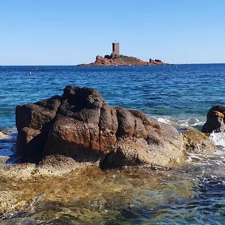 Agay Studio Rez-De-Jardin Climatise Cap Esterel
